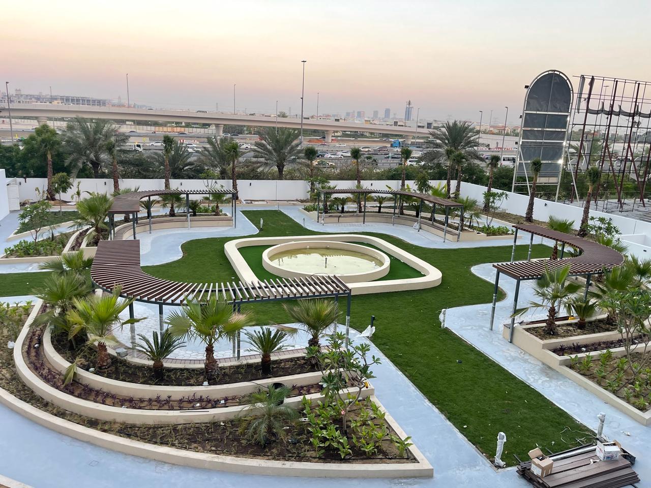 Royal Regency Arc Pergola - aluminium pergola in Business Bay, Dubai, photo 1
